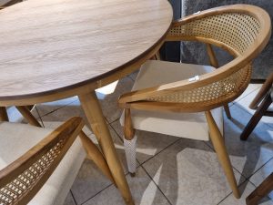 سرویس غذاخوری در اصفهان