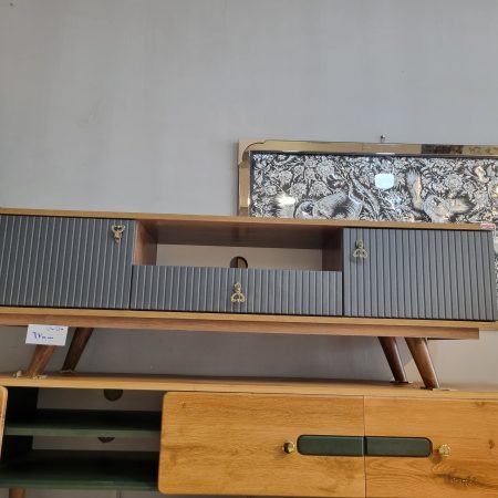 میز تلویزیونی مدل اتریشی پلاس در شاهین شهر